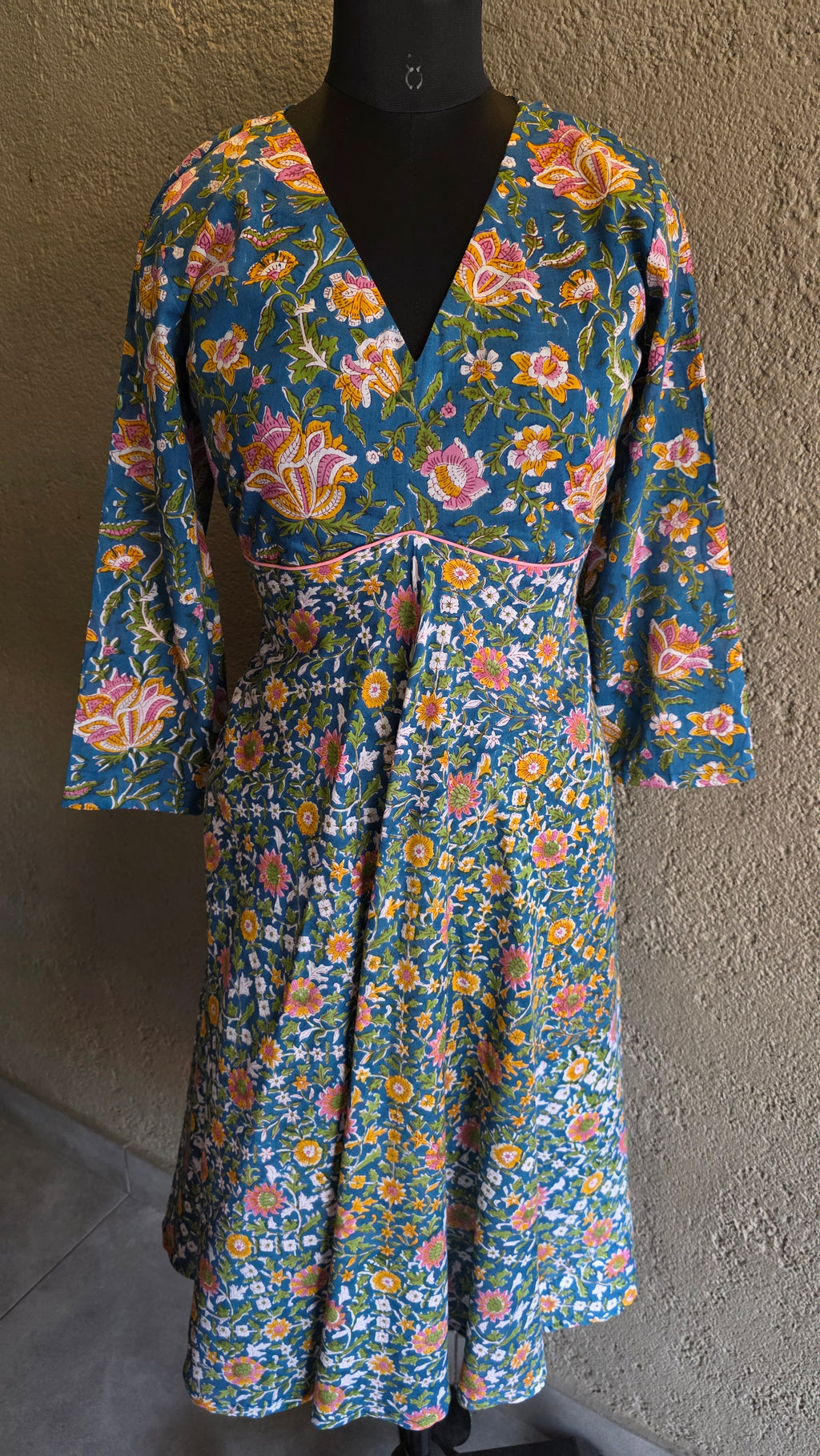 Women's V neck Dress with Floral print