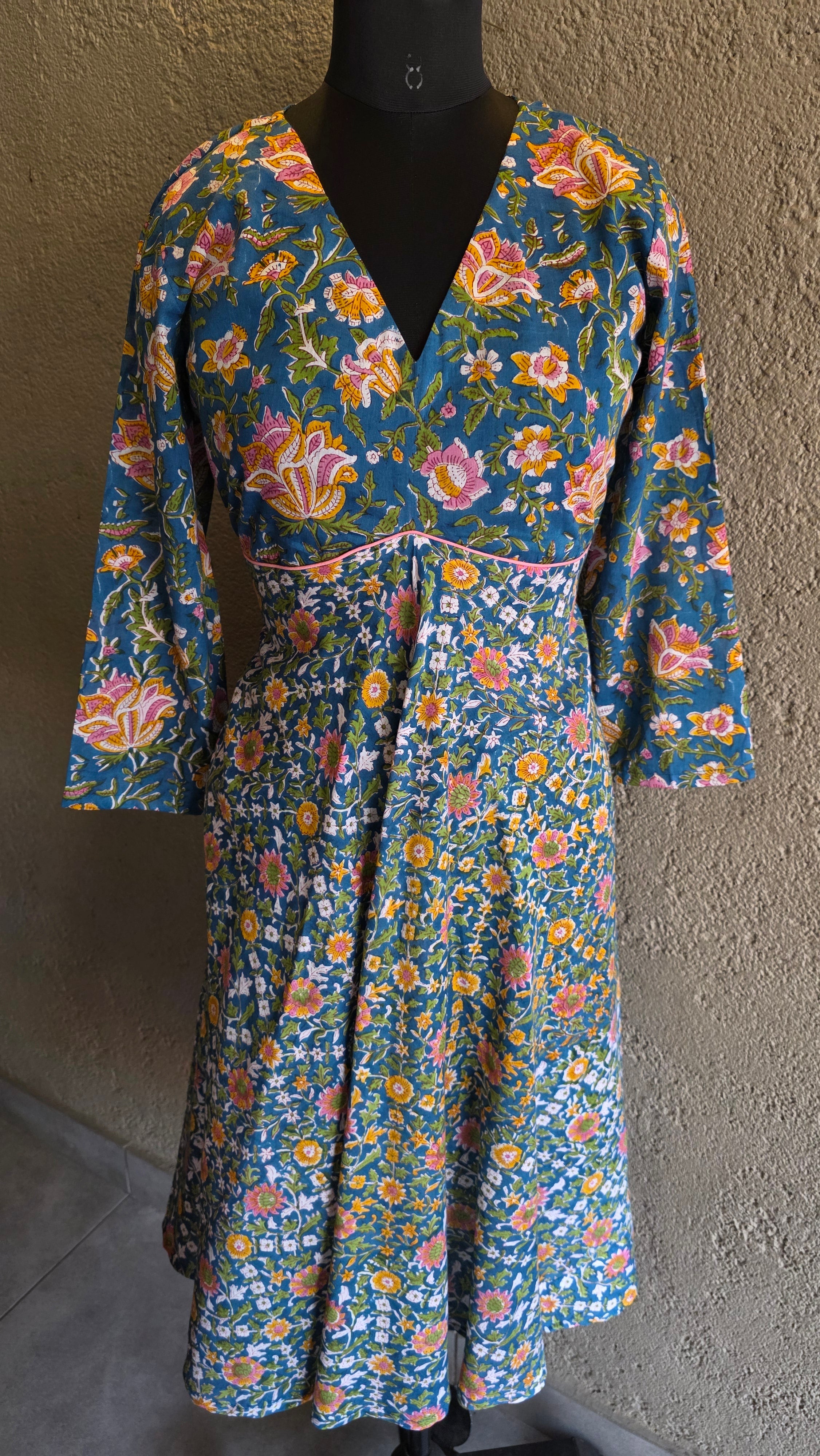 Women's V neck Dress with Floral print