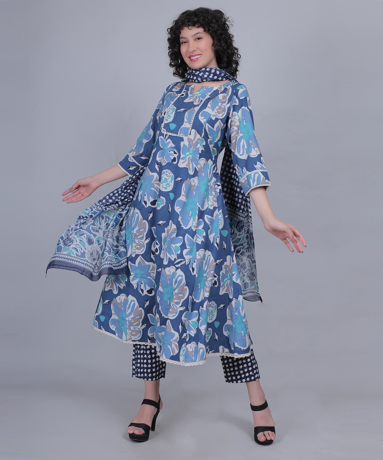 Women's Three piece Kurti set