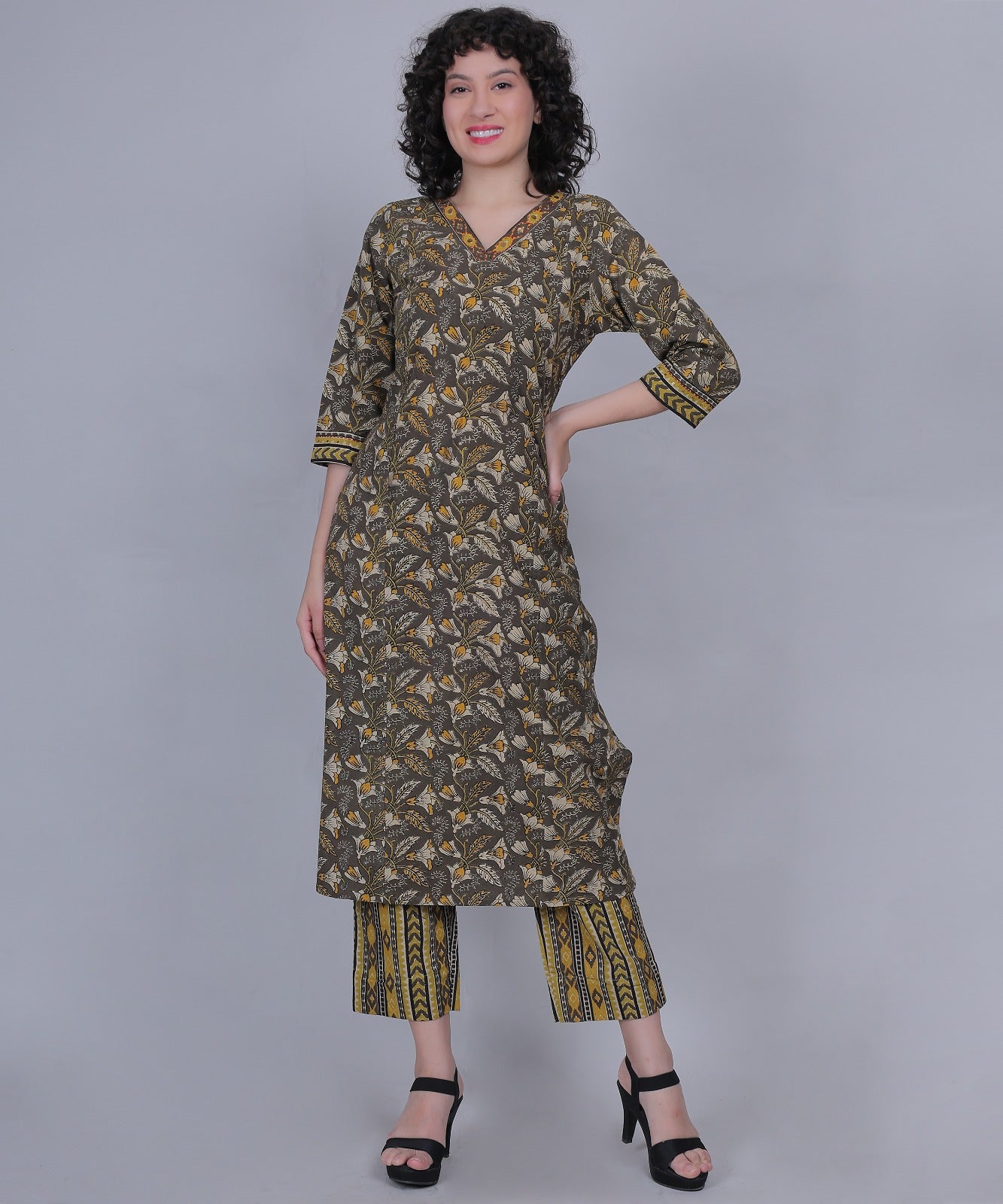 Women's Kurti and Bottom set - Item 11