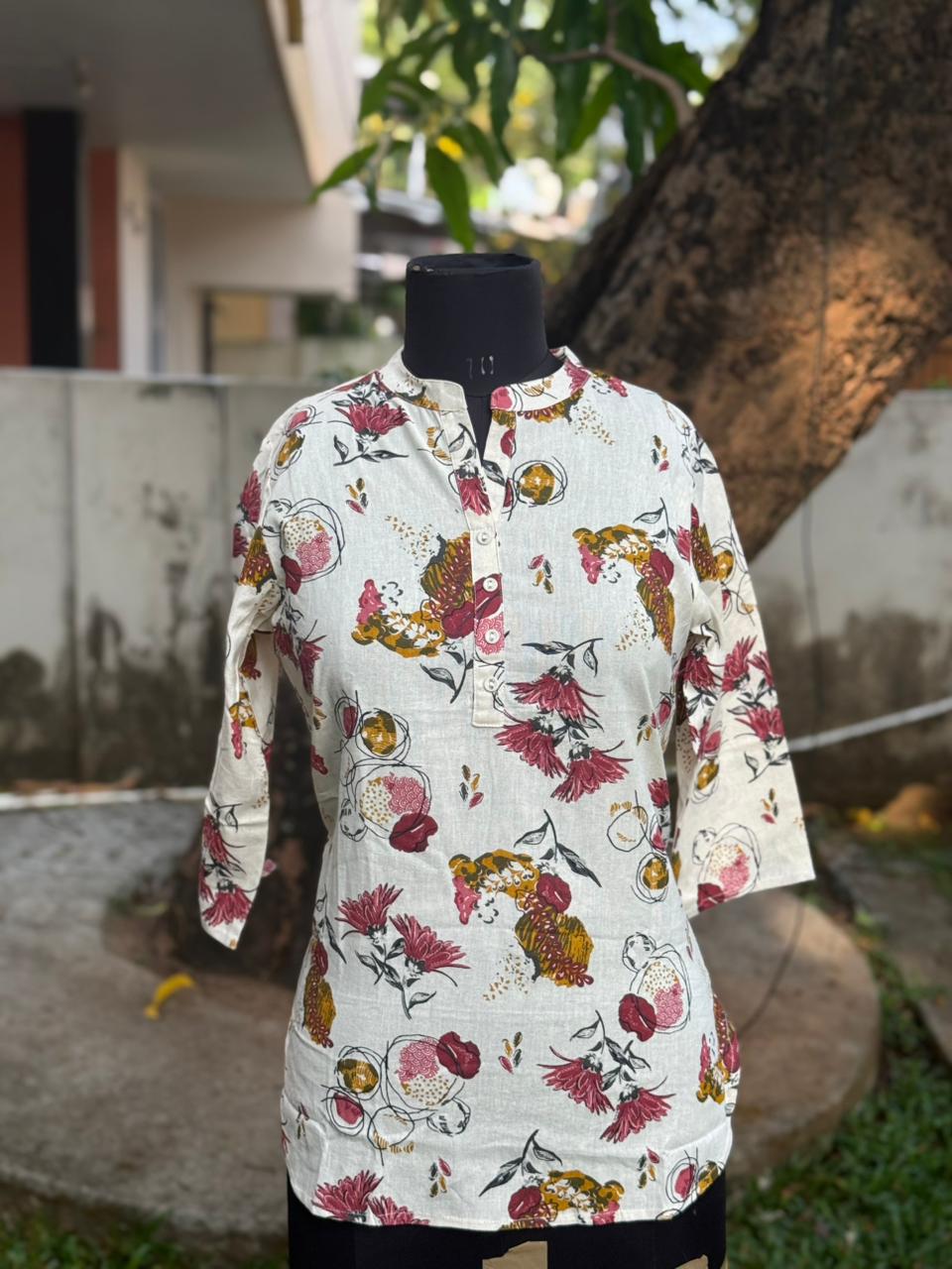 Womens Fine fabric Top