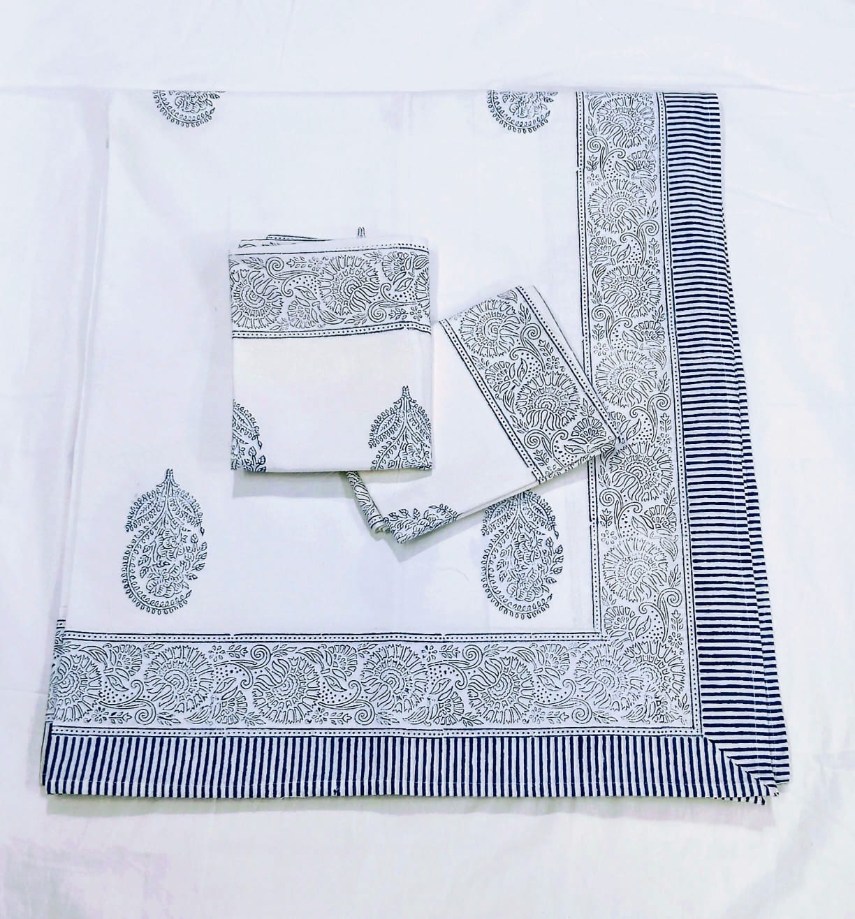 HANDBLOCK PRINTED COTTON BEDSHEET COLLECTION(90X108) - Print 22